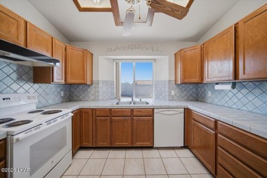 Every great Lake Havasu home starts with the essentials: lake - photo 14