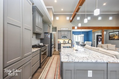 New to the market, you will want to be the first to see this - photo 15