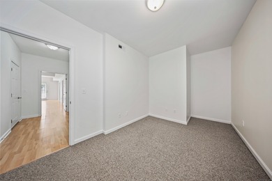 Welcome to true 1 level Ranch living at Evergreen in Litchfield