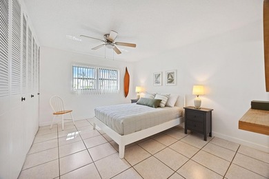 Welcome to this absolutely immaculate, furnished 1 bedroom 1 1/2 - photo 3