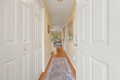 Welcome to this well-maintained 2-bedroom, 2-bathroom condo - photo 4