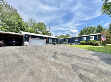 Lake Home For Sale in Nancy, Kentucky