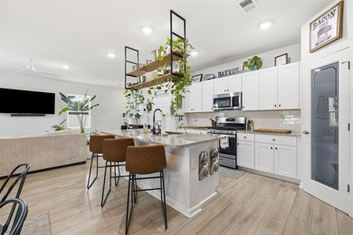 OPEN HOUSE ON 7/12 @11AM-1 PM. Welcome home to this stunning - photo 9