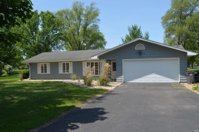 Lake Home Off Market in Leesburg, Indiana