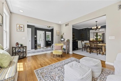 Welcome to this beautifully updated 4-bedroom, 3 full-bath - photo 9