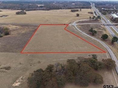 Discover an exceptional opportunity to own 5 beautiful acres on - photo 3