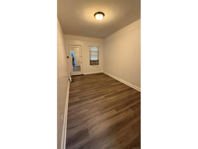 Bronx/Soundview Area. On Manor Ave and walk half block to - photo 7
