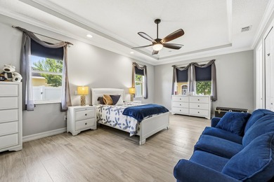 Beautifully maintained and loaded with upgrades, this 3-bedroom - photo 12