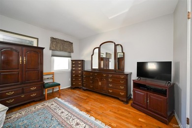 Well-maintained by long-time owners, this semi-detached Colonial - photo 15
