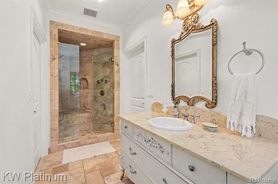Sprawling 4,162 square foot custom ranch designed with a - photo 28