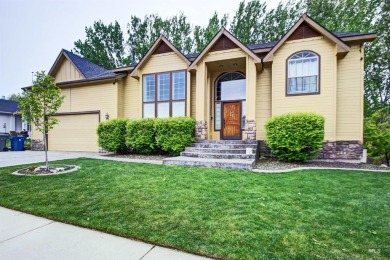 Lake Home Sale Pending in Nampa, Idaho