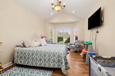 Sprawling 4,162 square foot custom ranch designed with a - photo 31