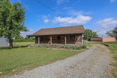 This waterfront view home in Pirates Cove near Kentucky Lake - photo 3