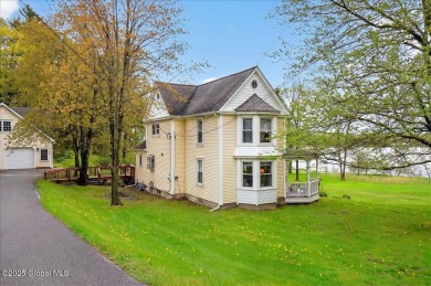 Lake Home For Sale in Halfmoon, New York