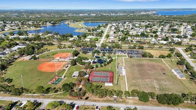 Beautifully maintained and loaded with upgrades, this 3-bedroom - photo 46