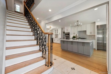 Welcome to this Harbor Hills gem - a beautifully renovated - photo 3