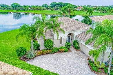 (private lake, pond, creek) Home For Sale in West Palm Beach Florida