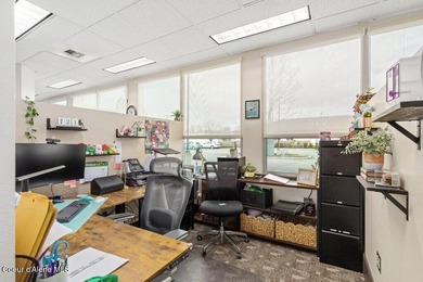 Prime Post Falls professional office building offering 6,944