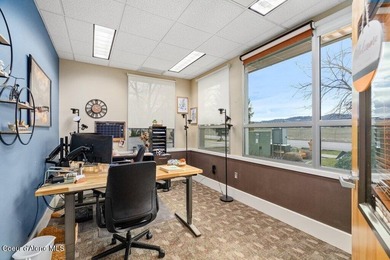 Prime Post Falls professional office building offering 6,944