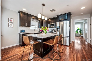 Experience the best of coastal living in this beautiful 2015 - photo 8