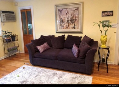Rare For Sale, Totally Renovated First Class Materials And - photo 1