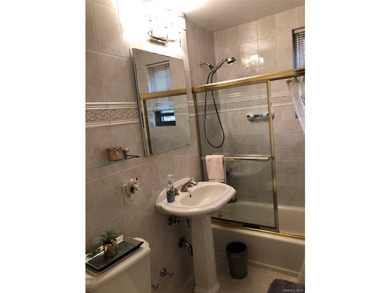 Rare For Sale, Totally Renovated First Class Materials And - photo 7