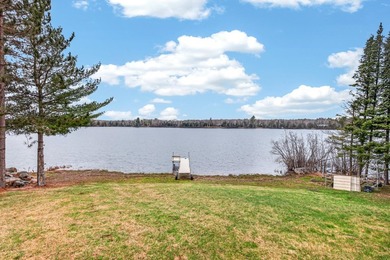Stunning Northwoods retreat on Lake of the Falls! Enjoy 200 feet - photo 3
