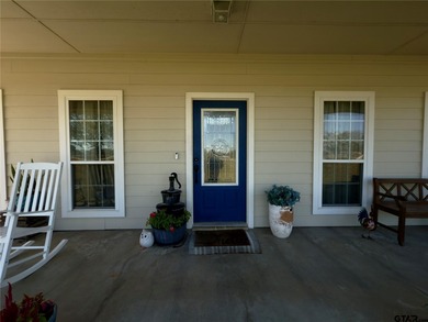 Welcome home to this charming farmhouse-style 3 bedroom, 2 bath - photo 3