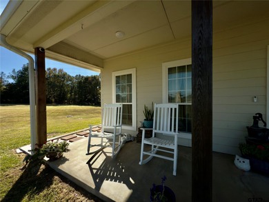 Welcome home to this charming farmhouse-style 3 bedroom, 2 bath - photo 4