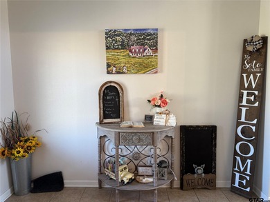 Welcome home to this charming farmhouse-style 3 bedroom, 2 bath - photo 5