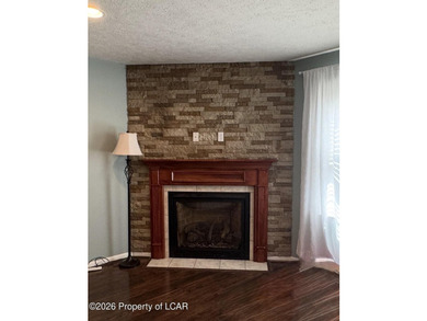 OPEN HOUSE 7/26. Spacious beautiful 4-bedroom, 2.5-bath home - photo 15
