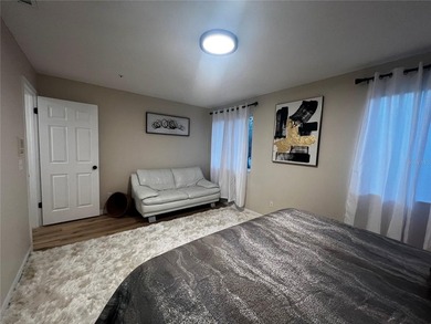 Welcome to the highly sought-after Coach Homes at Errol Estates! - photo 17