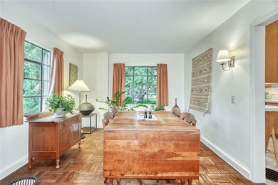 Truly a one-of-a-kind gorgeous cape cod style home, centrally - photo 19