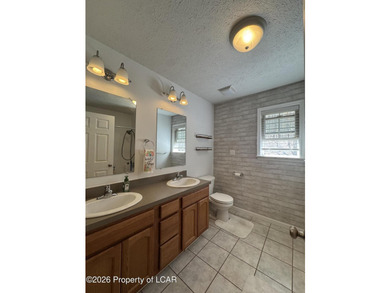OPEN HOUSE 7/26. Spacious beautiful 4-bedroom, 2.5-bath home - photo 19