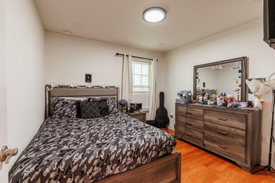 SHORT SALE SUBJECT TO LENDER'S APPROVAL. 3-Bedroom, 2-Bath Home - photo 21