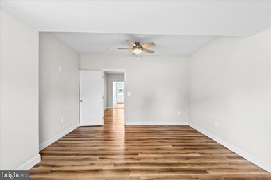 Fully Renovated 3BR/3BA on Monroe Bay - Sunset Views in Colonial - photo 31