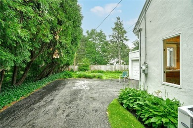 Truly a one-of-a-kind gorgeous cape cod style home, centrally - photo 39