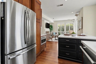 Gated community in prime location. EZ access to community - photo 12
