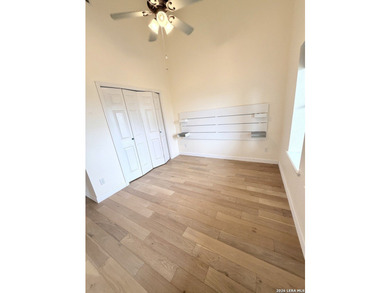 Discover the perfect blend of Hill Country charm, privacy, and - photo 22