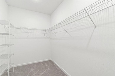 Welcome to 89 Kingsley Park Way, a beautifully positioned - photo 22