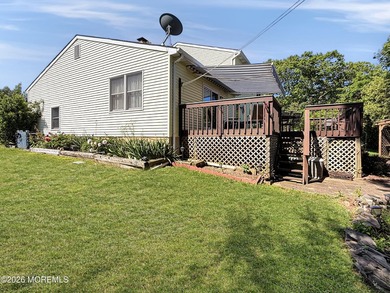 Discover this charming 4-bed, 2.5-bath colonial perfectly - photo 3