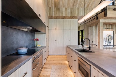 As seen in Forbes, 44 Elk Highlands is a exquisitely designed - photo 36