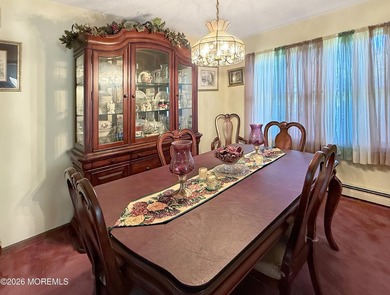 Discover this charming 4-bed, 2.5-bath colonial perfectly - photo 9