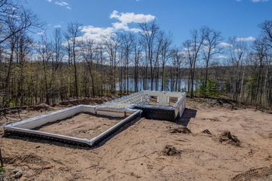 5.17 AC lot situated on a scenic 134 AC crystal clear BROKEN BOW - photo 1