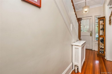 Welcome to this beautifully well maintained, charming and full - photo 5