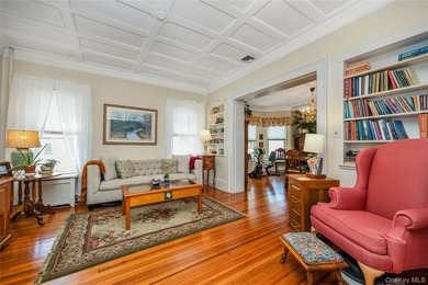 Welcome to this beautifully well maintained, charming and full - photo 7