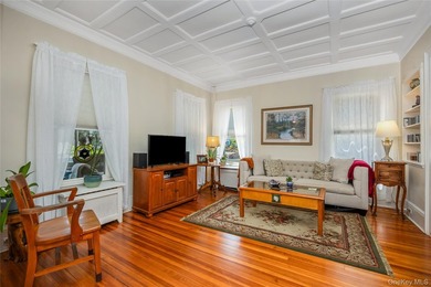 Welcome to this beautifully well maintained, charming and full - photo 8