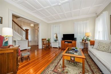 Welcome to this beautifully well maintained, charming and full - photo 9
