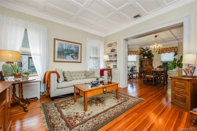 Welcome to this beautifully well maintained, charming and full - photo 10