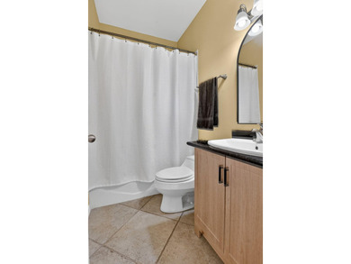 3 Bedroom 2 1/2 bath single family home. Vaulted ceilings - photo 37